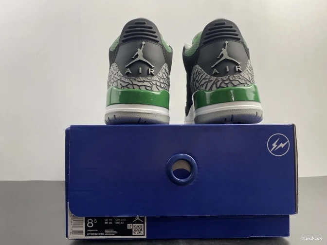 CT8532- 3 950 Jordan NewStyle Air Pine Green 0616